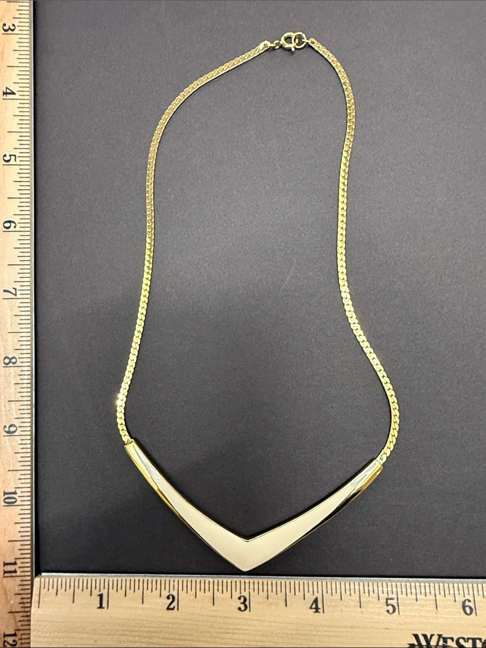 Vintage Signed Trifari Gold Tone & Cream Enamel Chevron V Necklace